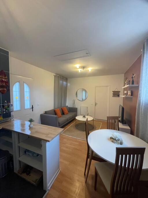 Ferienwohnung Le Floquet Vitry-sur-Seine Exterior foto
